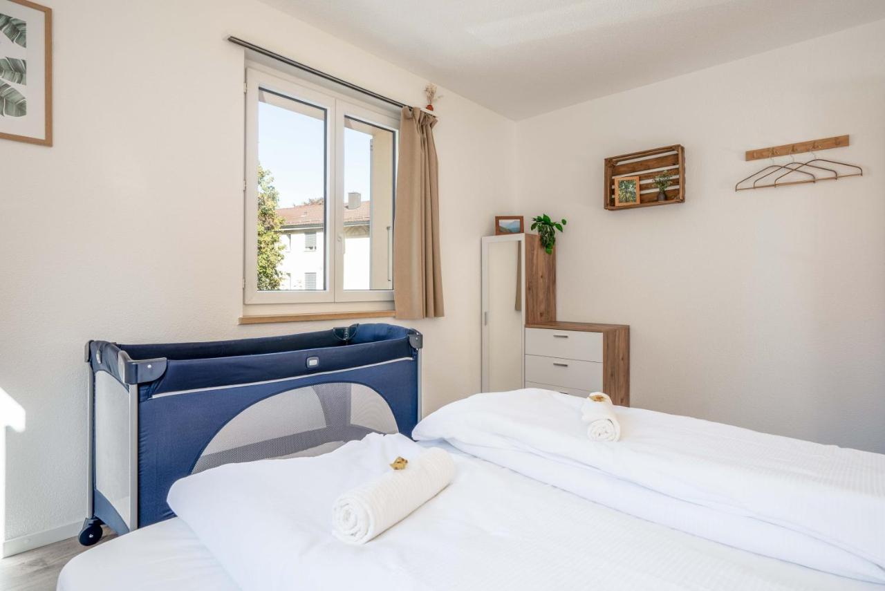 Moderne Wohnung Mit Parkplatz Ostermundigen エクステリア 写真