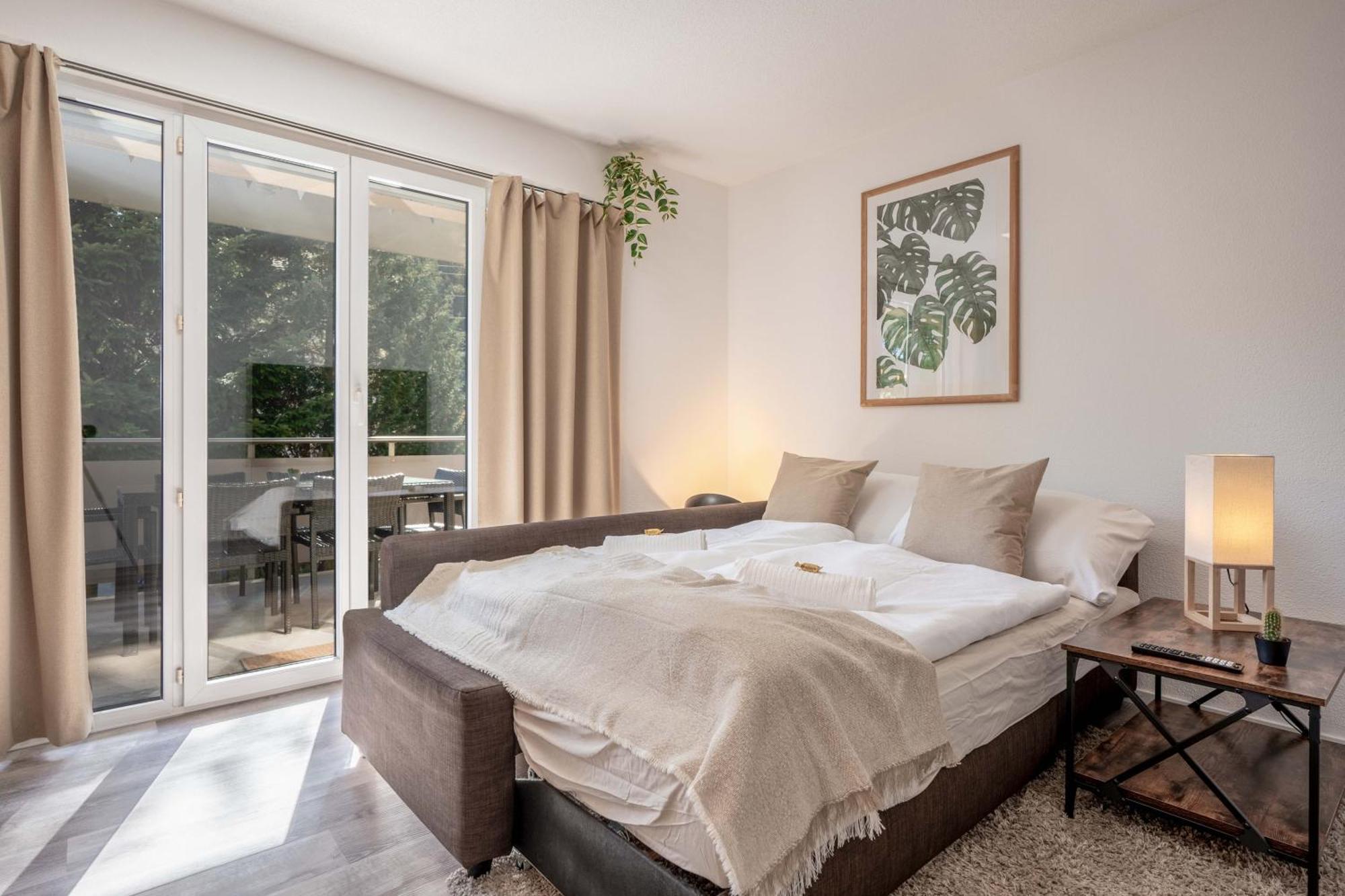 Moderne Wohnung Mit Parkplatz Ostermundigen エクステリア 写真